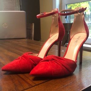NW Fiery Red Suede Heels